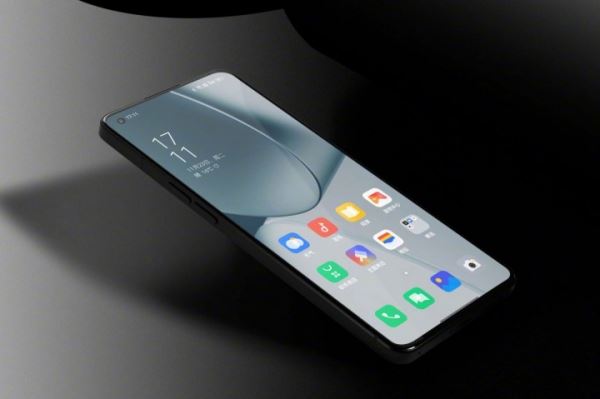 
                            Представлено семейство Oppo Reno7: привлекательная внешность и акцент на камеру
                        